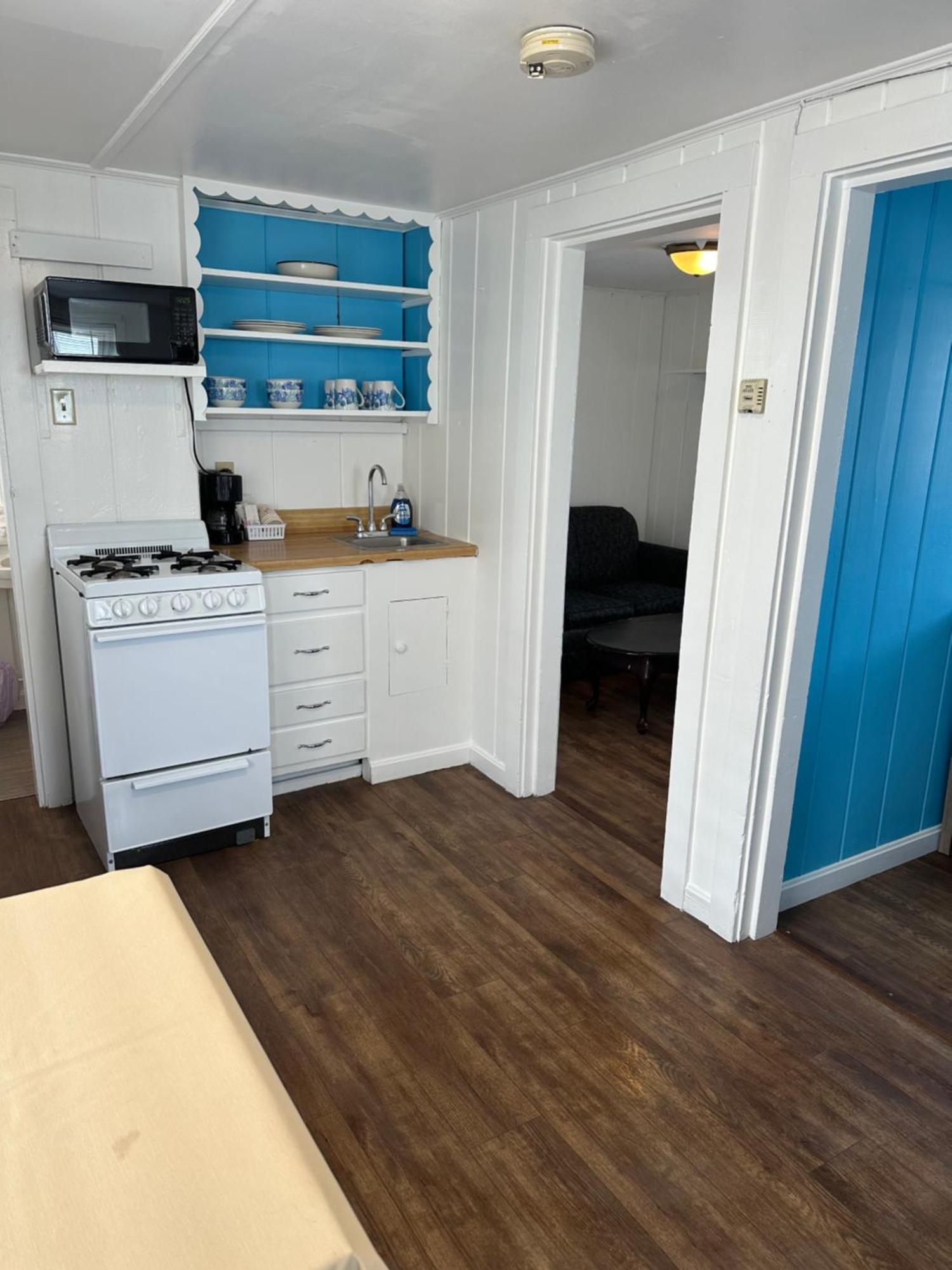 Nautical Beach Properties 햄튼 외부 사진